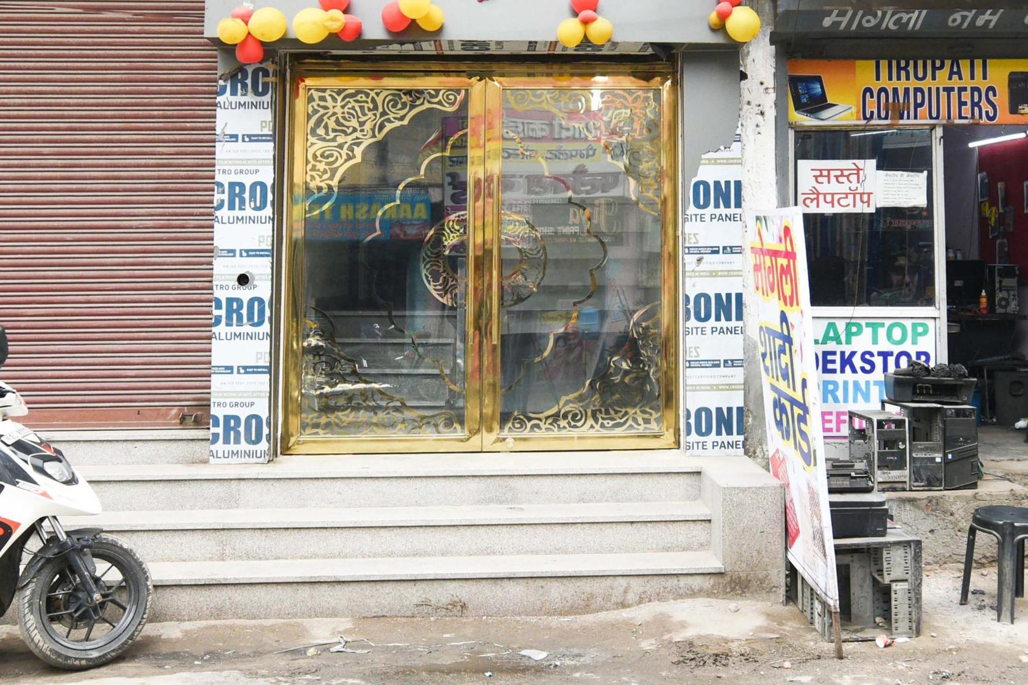 Hotel O Empire State Delhi  Exterior photo